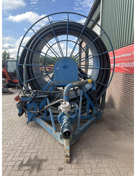 Haspel met eigen pomp - Gebruikt - بخاخ مركب على الجرار: صورة 5 Haspel met eigen pomp - Gebruikt - بخاخ مركب على الجرار: صورة 5