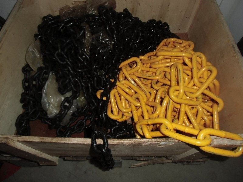 Stalen ketting 10 mm - ونش لإنقاذ السيارات: صورة 1 Stalen ketting 10 mm - ونش لإنقاذ السيارات: صورة 1