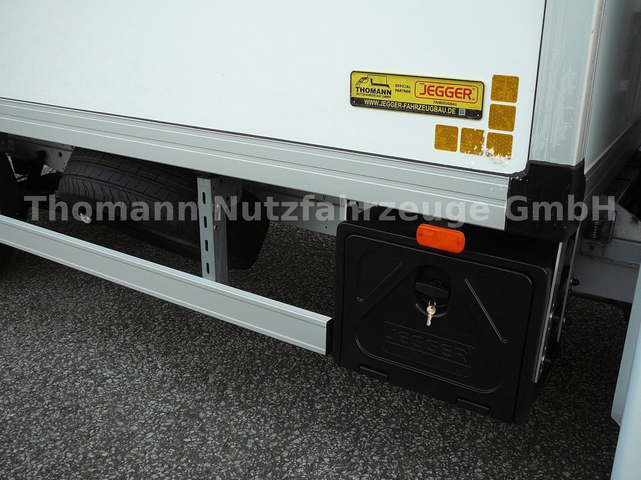 Mercedes-Benz Sprinter 317 CDI Kühlkoffer Xarios 300 LBW - شاحنة مُبرّدة للتوصيل: صورة 4 Mercedes-Benz Sprinter 317 CDI Kühlkoffer Xarios 300 LBW - شاحنة مُبرّدة للتوصيل: صورة 4