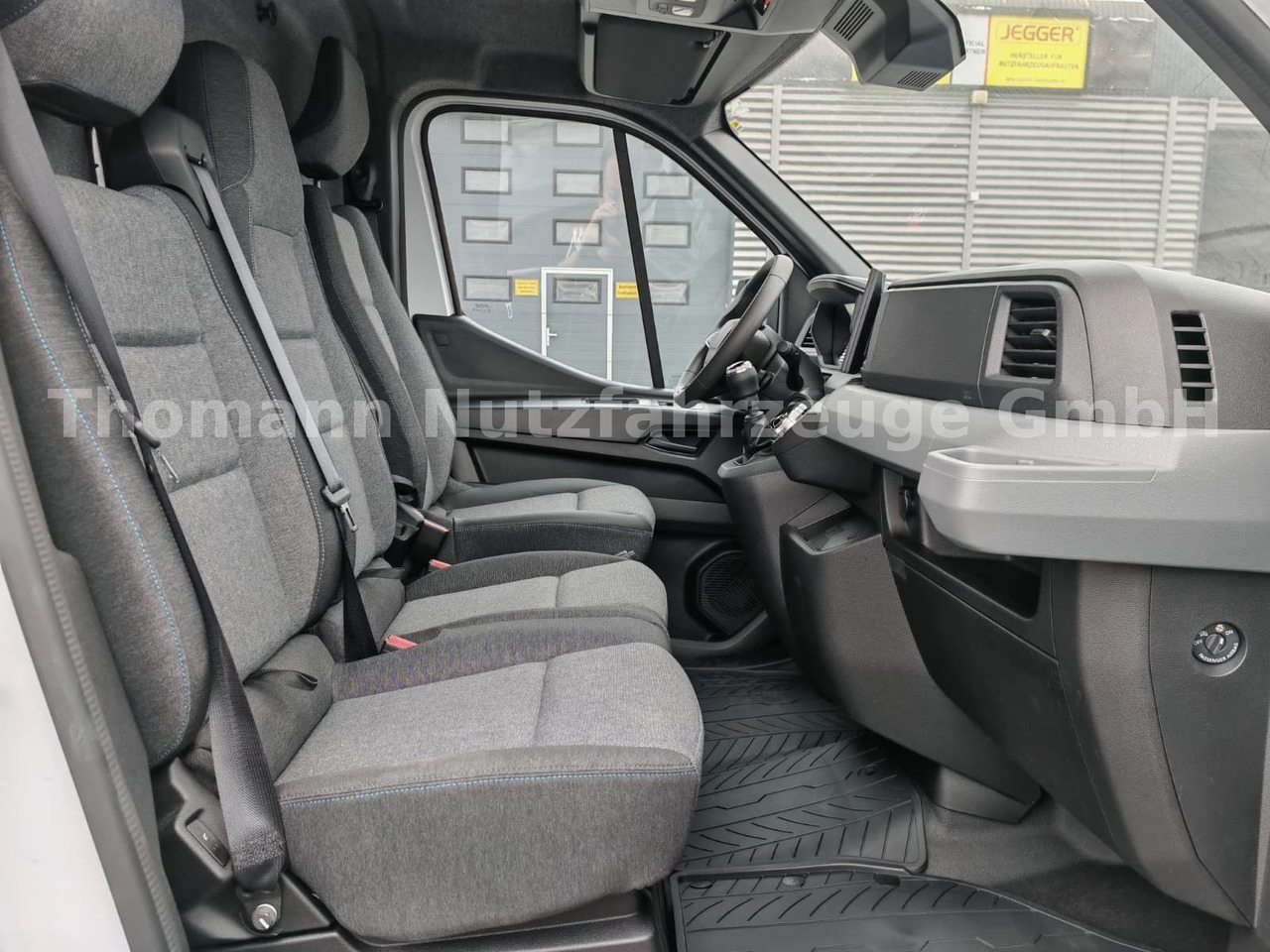 شاحنة مُبرّدة للتوصيل Renault NEW Master Kühlkastenwagen Xarios 300 GH: صورة 14