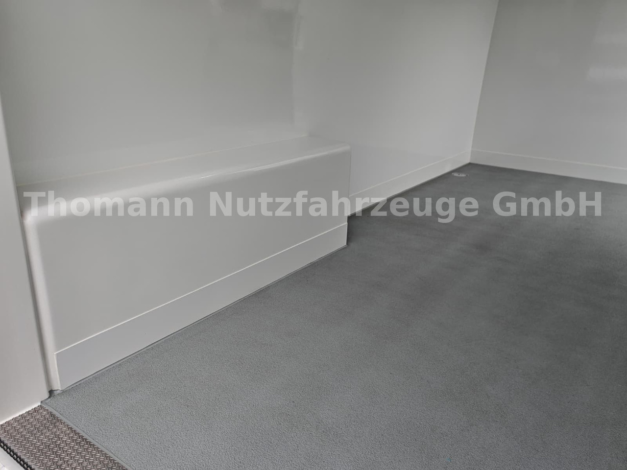شاحنة مُبرّدة للتوصيل Renault NEW Master Kühlkastenwagen Xarios 300 GH: صورة 10