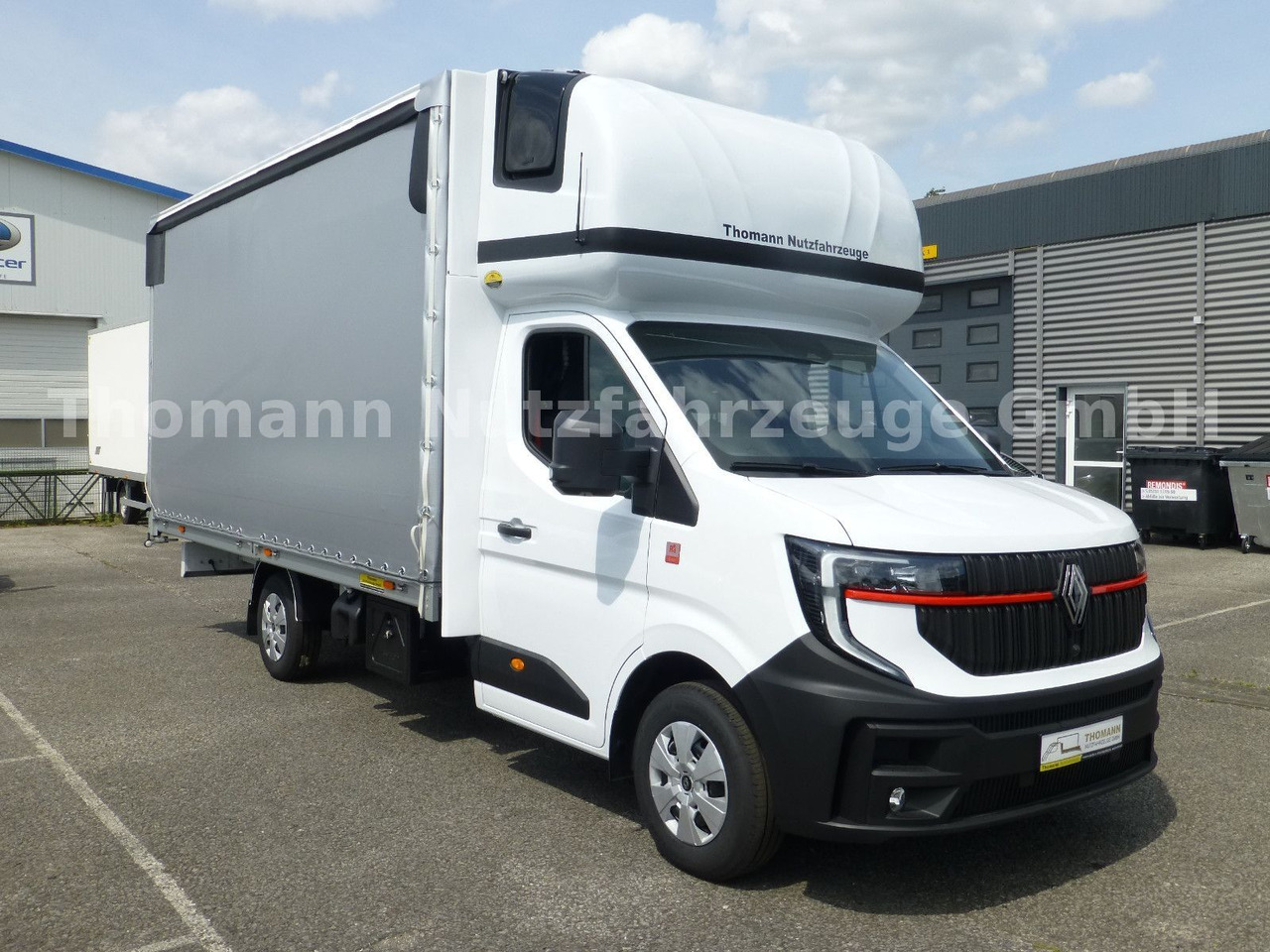 Renault NEW Master Pritsche Plane Schlafkabine - شاحنة ستارة جانبية: صورة 3 Renault NEW Master Pritsche Plane Schlafkabine - شاحنة ستارة جانبية: صورة 3