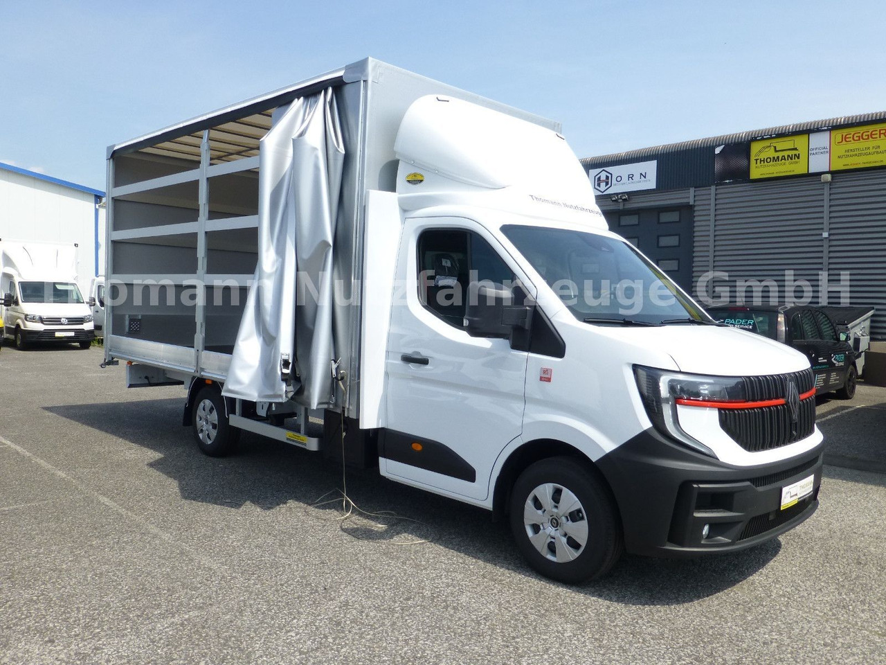 Renault NEW Master Pritsche Plane Vollalu - شاحنة ستارة جانبية: صورة 1 Renault NEW Master Pritsche Plane Vollalu - شاحنة ستارة جانبية: صورة 1