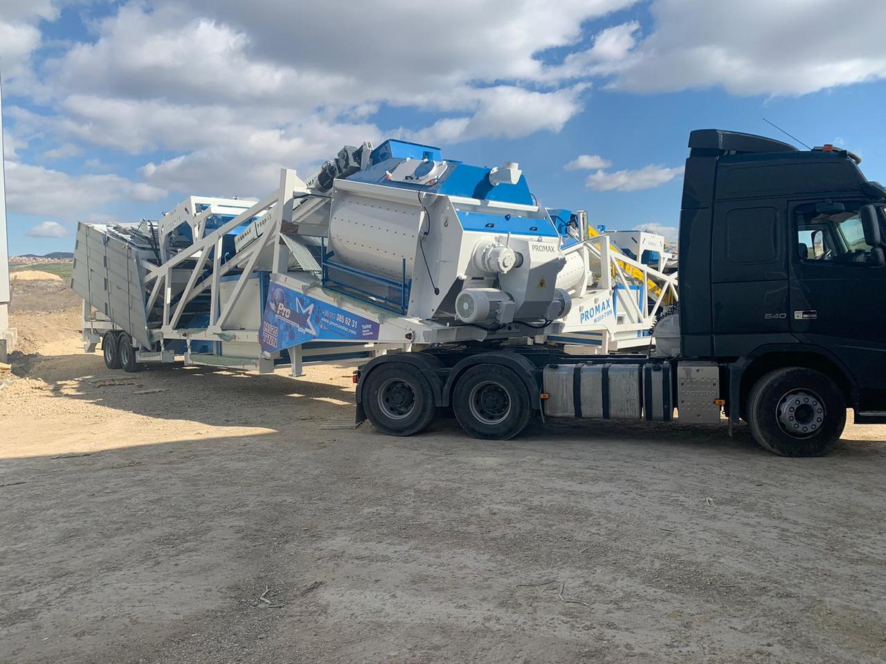 Mobile Concrete Batching Plant M120-TWN (120m3/h) - مصنع الخرسانة: صورة 4 Mobile Concrete Batching Plant M120-TWN (120m3/h) - مصنع الخرسانة: صورة 4