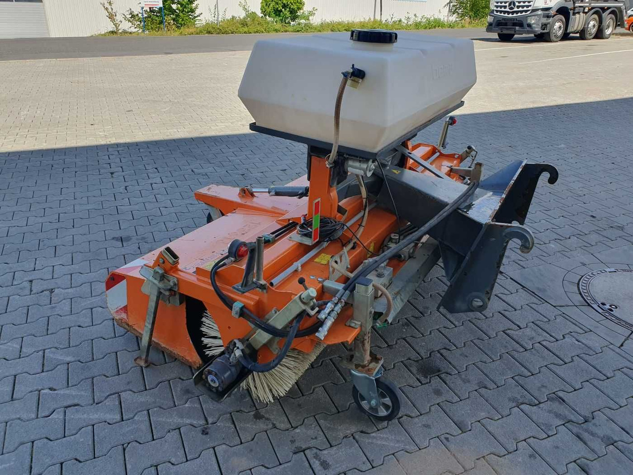 Bema 25 Dual Kehrmaschine / 2.050 mm / 2020 - مكنسة: صورة 5 Bema 25 Dual Kehrmaschine / 2.050 mm / 2020 - مكنسة: صورة 5