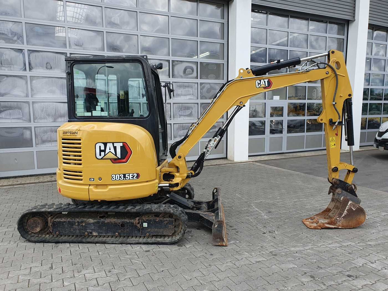 CAT 303.5E2CR / nur 2.107h! / 1x Tieflöffel / 2021 - حفارة مُصَّغرة: صورة 2 CAT 303.5E2CR / nur 2.107h! / 1x Tieflöffel / 2021 - حفارة مُصَّغرة: صورة 2