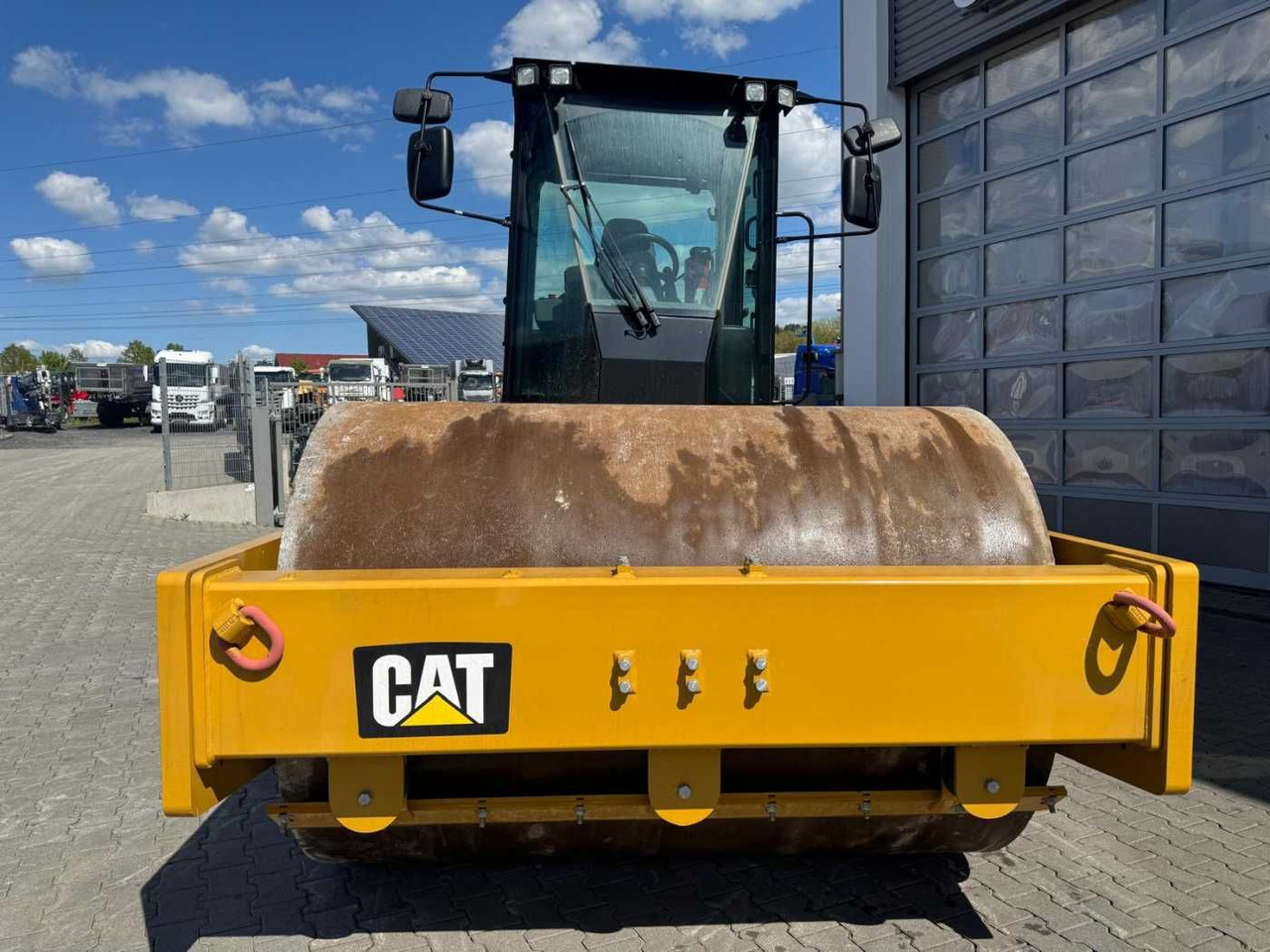 CAT CS66B / 2017 / nur 83h! / Klima / neuwertig! - مدحلة ضاغطة: صورة 3 CAT CS66B / 2017 / nur 83h! / Klima / neuwertig! - مدحلة ضاغطة: صورة 3