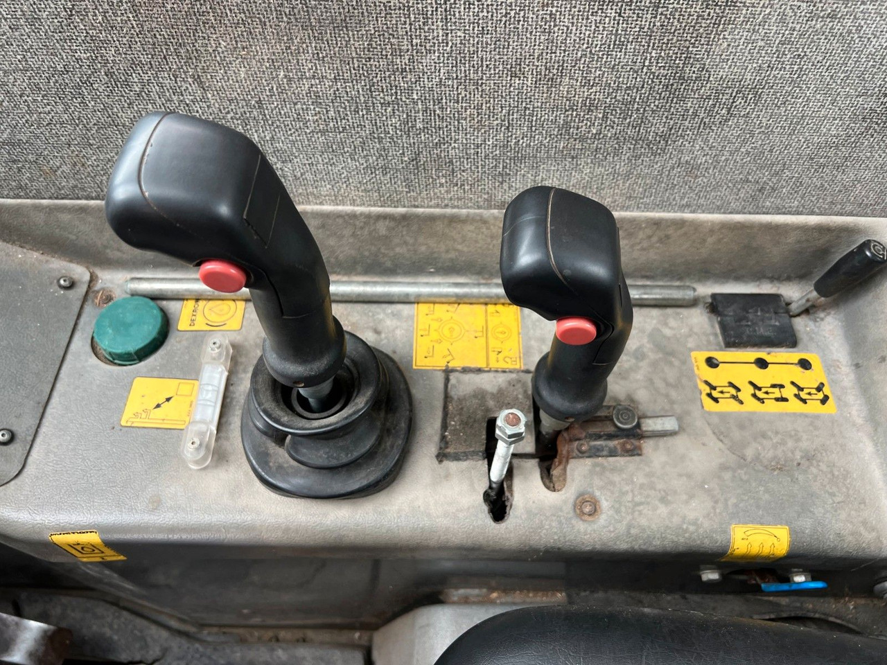 رافعة تلسكوبية Dieci Icarus 40.16 ET 166 / 4.238 h / 2003: صورة 13