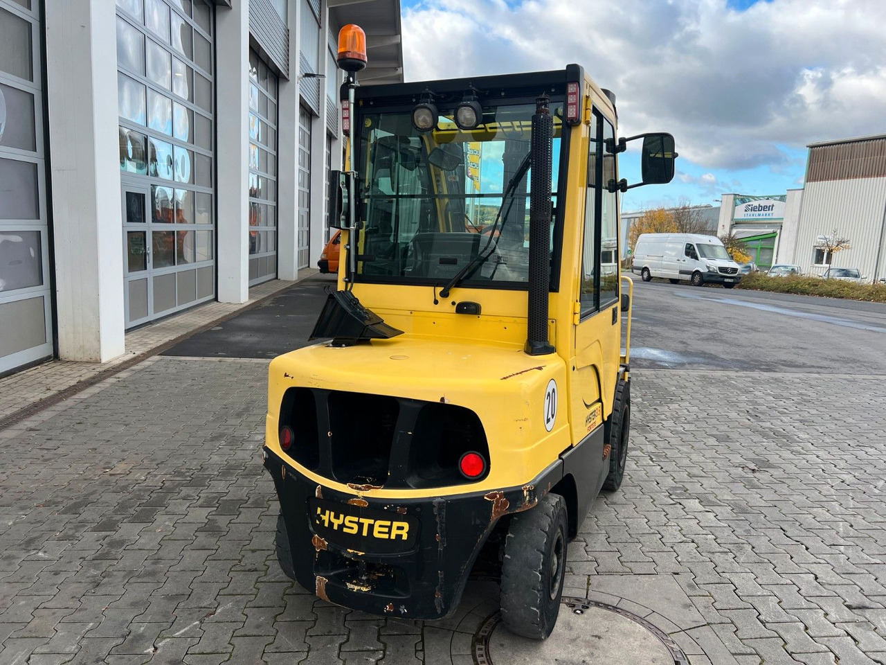 Hyster H3.5 FT / Drehgerät / Hubhöhe: 3.61m / nur 970h! - آليات: صورة 3 Hyster H3.5 FT / Drehgerät / Hubhöhe: 3.61m / nur 970h! - آليات: صورة 3