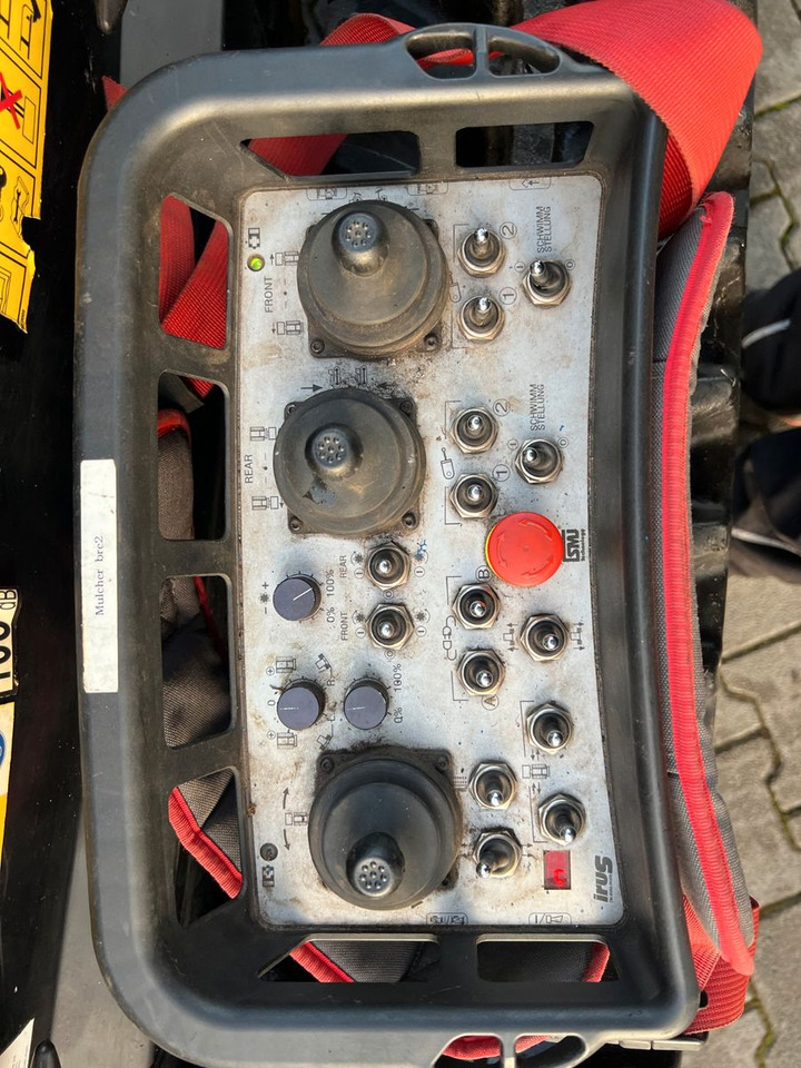 ماكينات قطع الحشائش الغابات Irus Twin 75V2 Raupe / Mulcher / Funk: صورة 20