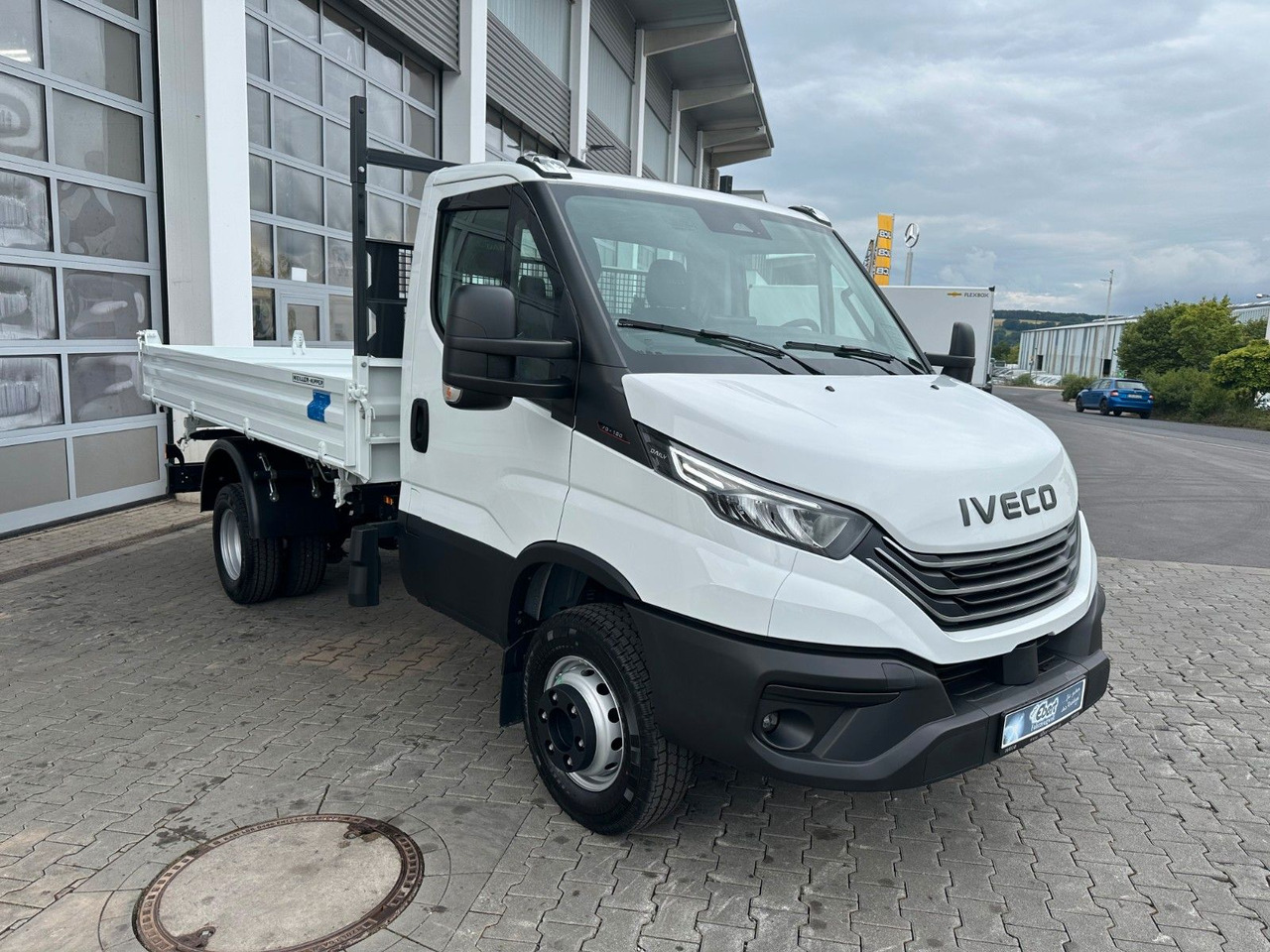 Iveco 70C18H 3-S.-Kipper Meiller *R3.450mm*2xAHK* - قلاب صغير: صورة 3 Iveco 70C18H 3-S.-Kipper Meiller *R3.450mm*2xAHK* - قلاب صغير: صورة 3