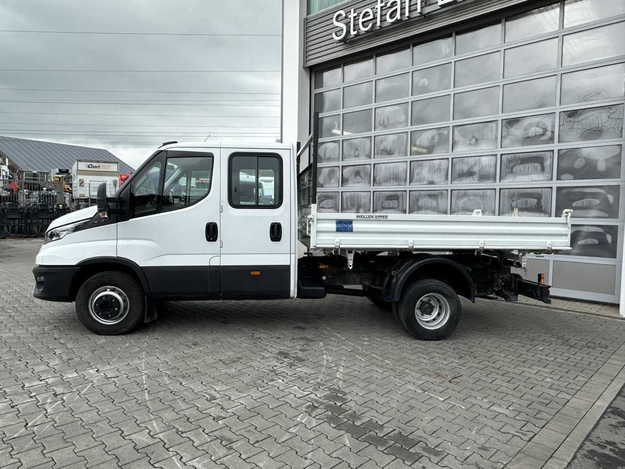 Iveco 70C18H 3-S.Kipper *R.3750mm*7Sitze*AHK* - قلاب صغير: صورة 2 Iveco 70C18H 3-S.Kipper *R.3750mm*7Sitze*AHK* - قلاب صغير: صورة 2