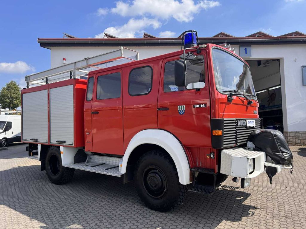 Iveco 90-16 AW 4x4 LF8 Feuerwehr Standheizung 9 Sitze Iveco 90-16 AW 4x4 LF8 Feuerwehr Standheizung 9 Sitze - سيارة إطفاء: صورة 5 Iveco 90-16 AW 4x4 LF8 Feuerwehr Standheizung 9 Sitze Iveco 90-16 AW 4x4 LF8 Feuerwehr Standheizung 9 Sitze - سيارة إطفاء: صورة 5