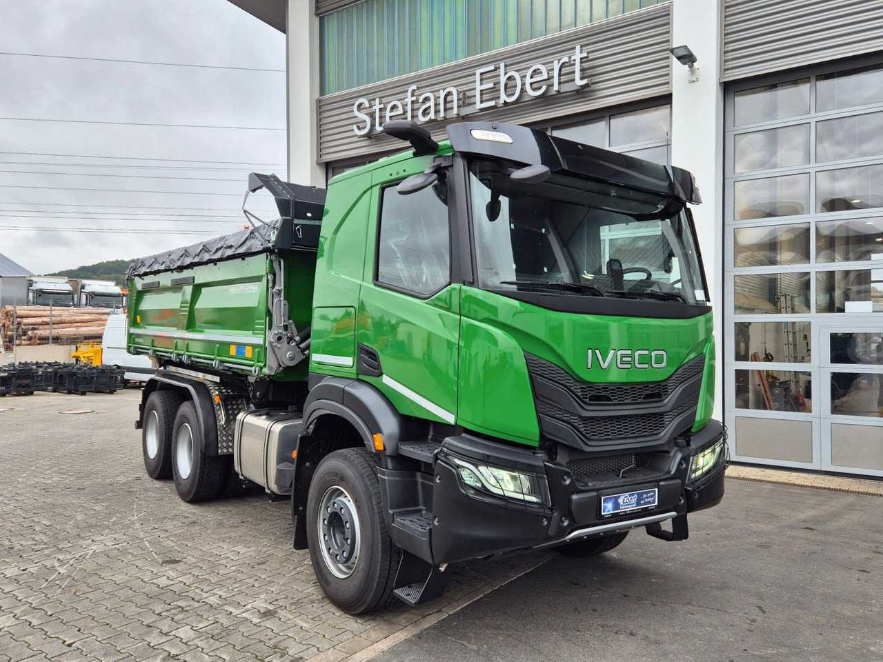 Iveco AT300X54Z HR OFF Bordmatik AHK Intarder - شاحنة قلاب: صورة 2 Iveco AT300X54Z HR OFF Bordmatik AHK Intarder - شاحنة قلاب: صورة 2