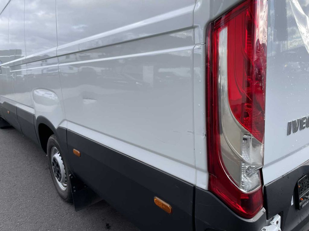 Iveco Daily 35 S 16 A8 V *Klima*Automatik*L4.100mm* - فان: صورة 5 Iveco Daily 35 S 16 A8 V *Klima*Automatik*L4.100mm* - فان: صورة 5