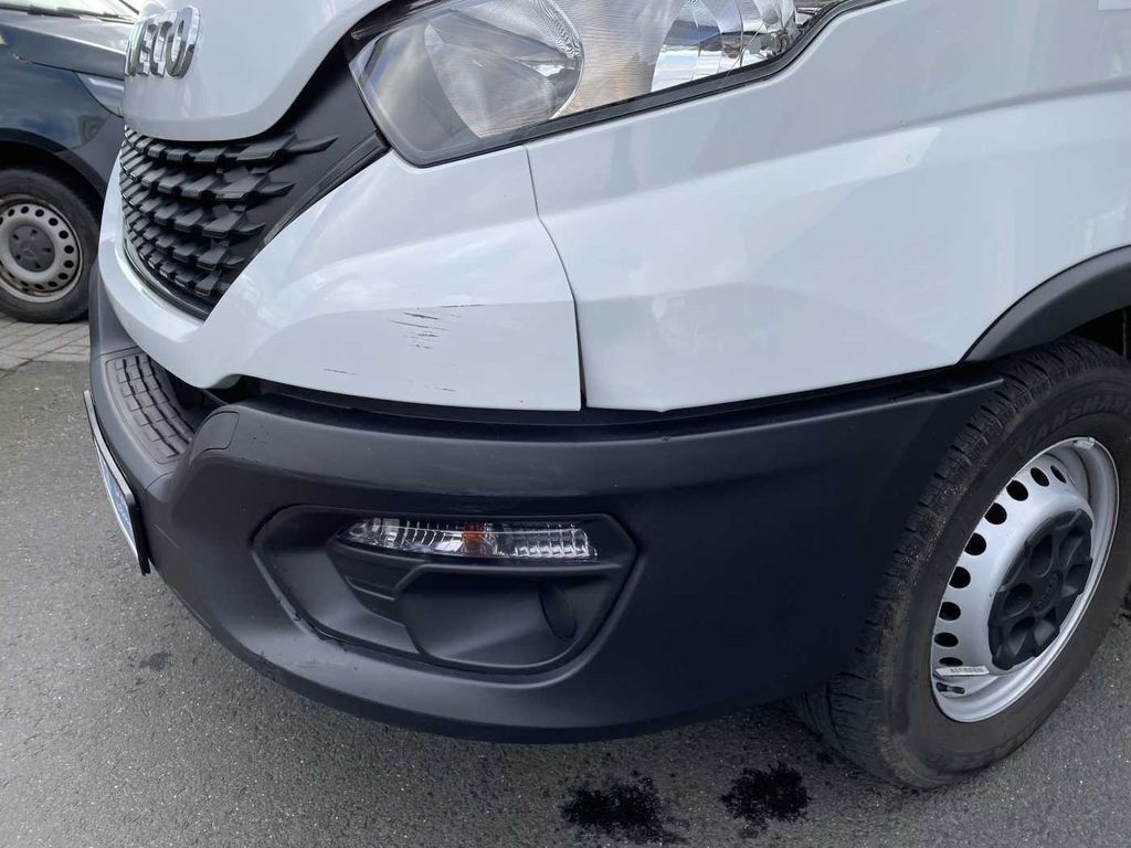 Iveco Daily 35 S 16 A8 V *Klima*Automatik*L4.100mm* - فان: صورة 3 Iveco Daily 35 S 16 A8 V *Klima*Automatik*L4.100mm* - فان: صورة 3