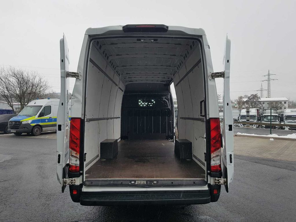 Iveco Daily 35 S16 A8 V *Klima*Automatik*L4.100mm*  - فان: صورة 5 Iveco Daily 35 S16 A8 V *Klima*Automatik*L4.100mm*  - فان: صورة 5
