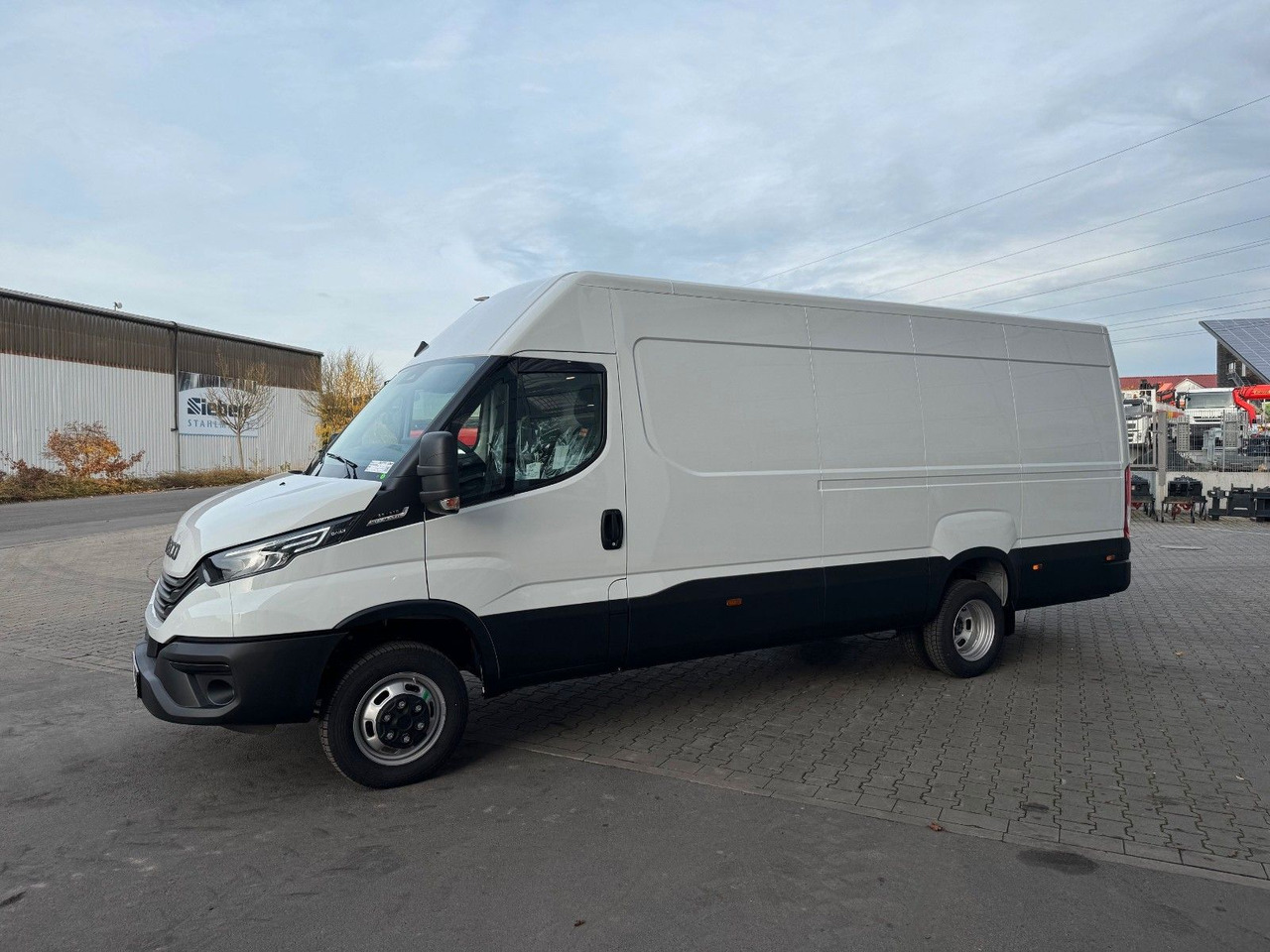 Iveco Daily 35C21 HA8 *R4.100mm*AHK*LED*Automatik* - فان: صورة 4 Iveco Daily 35C21 HA8 *R4.100mm*AHK*LED*Automatik* - فان: صورة 4