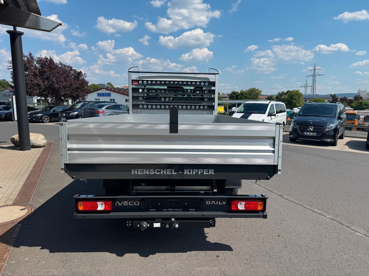 Iveco Daily 35S16 3.0L Kipper *R3.450mm*AHK*Automatik* - قلاب صغير: صورة 5 Iveco Daily 35S16 3.0L Kipper *R3.450mm*AHK*Automatik* - قلاب صغير: صورة 5