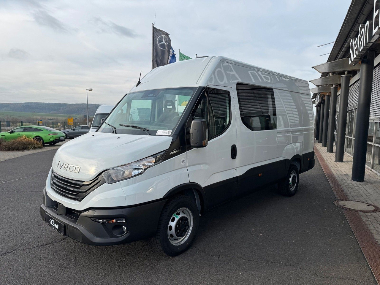 Iveco Daily 35S16 A8 *DoKa*Automatik*AHK*R3.520mm* - فان: صورة 4 Iveco Daily 35S16 A8 *DoKa*Automatik*AHK*R3.520mm* - فان: صورة 4