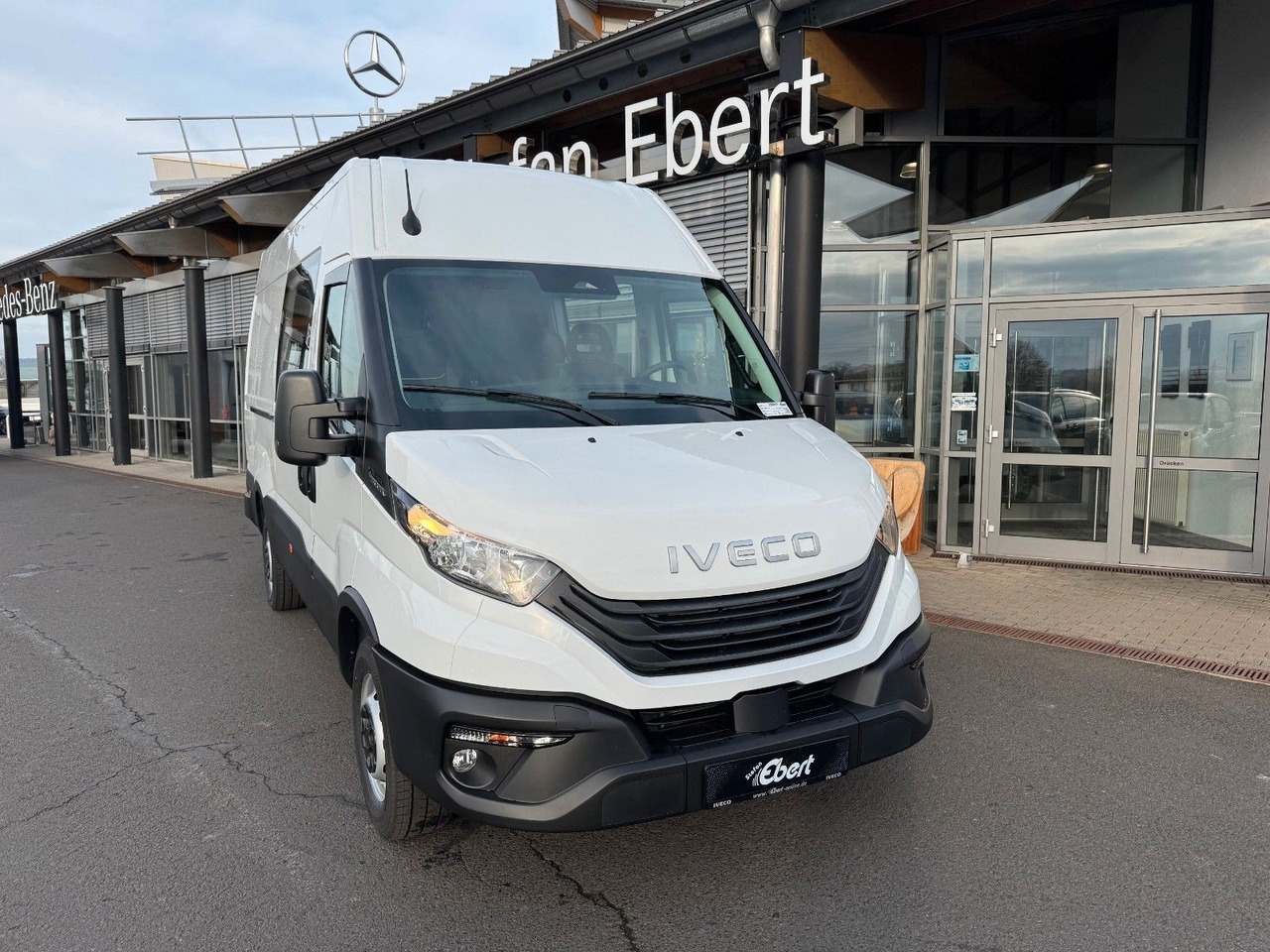 Iveco Daily 35S16 A8 *DoKa*Automatik*AHK*R3.520mm* - فان: صورة 2 Iveco Daily 35S16 A8 *DoKa*Automatik*AHK*R3.520mm* - فان: صورة 2