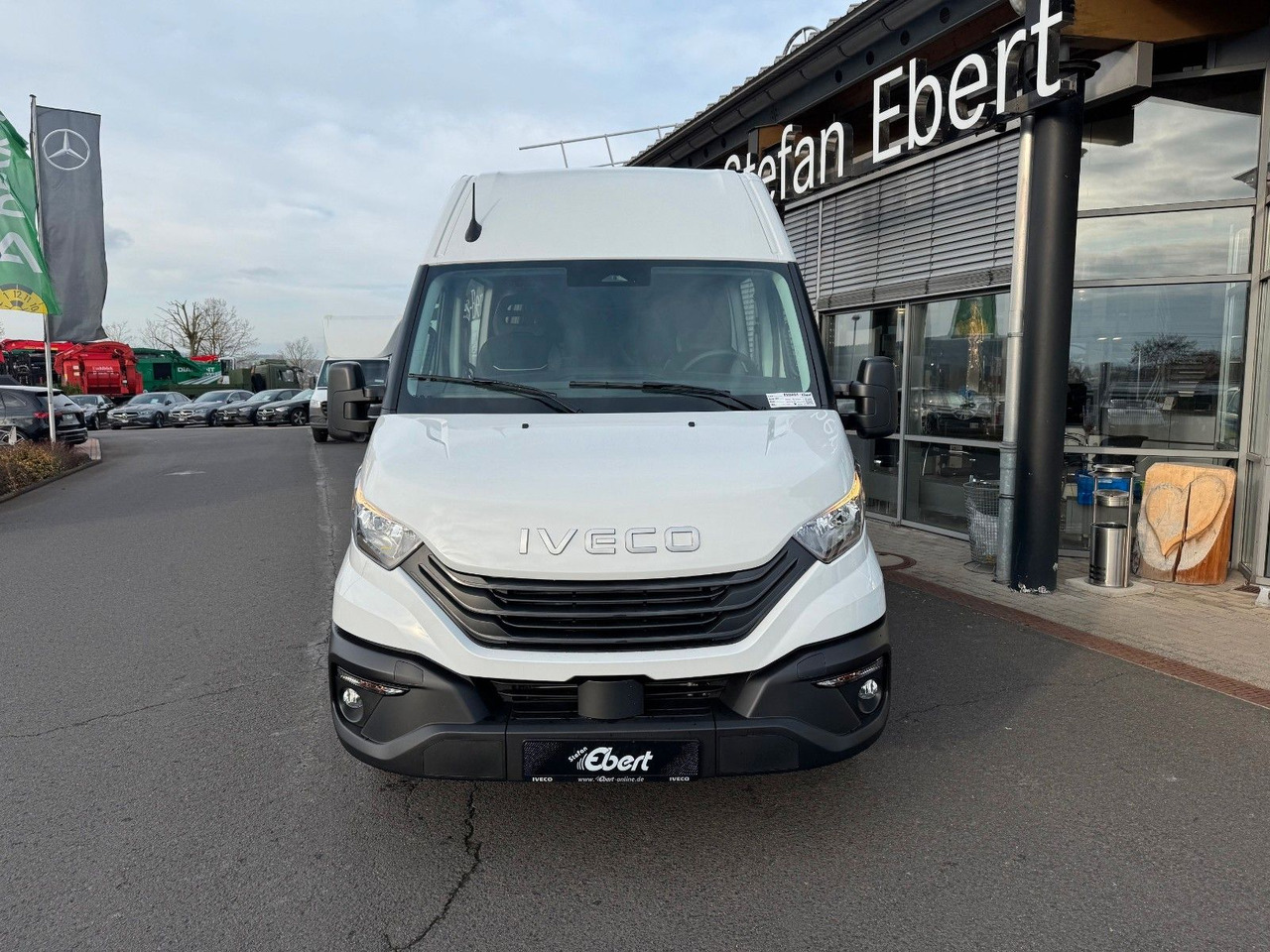 Iveco Daily 35S16 A8 *DoKa*Automatik*AHK*R3.520mm* - فان: صورة 3 Iveco Daily 35S16 A8 *DoKa*Automatik*AHK*R3.520mm* - فان: صورة 3