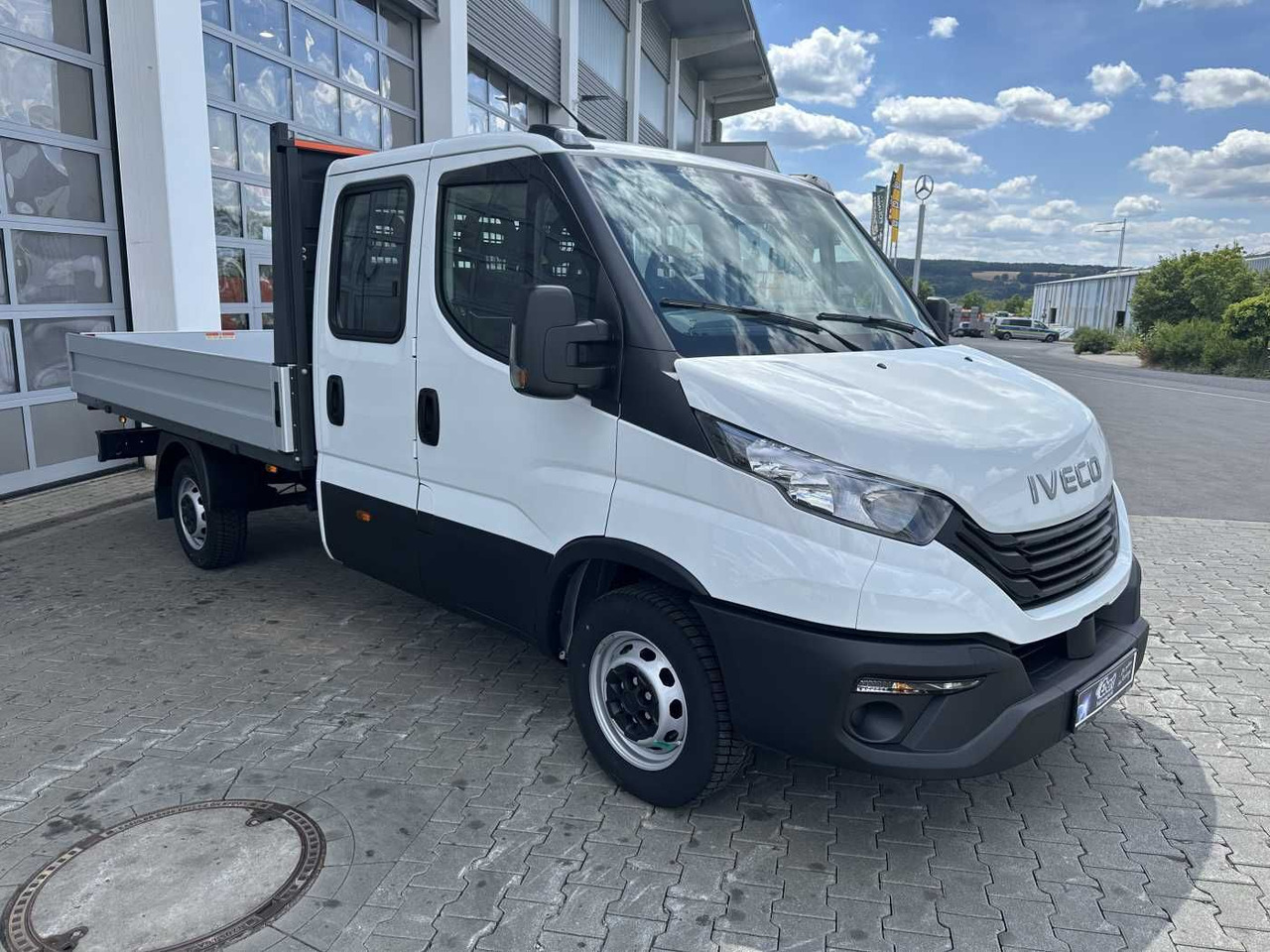 Iveco Daily 35S16 H 3.0L *R3.750mm*AHK*Automatik* 2x - شاحنة مفتوحة: صورة 3 Iveco Daily 35S16 H 3.0L *R3.750mm*AHK*Automatik* 2x - شاحنة مفتوحة: صورة 3