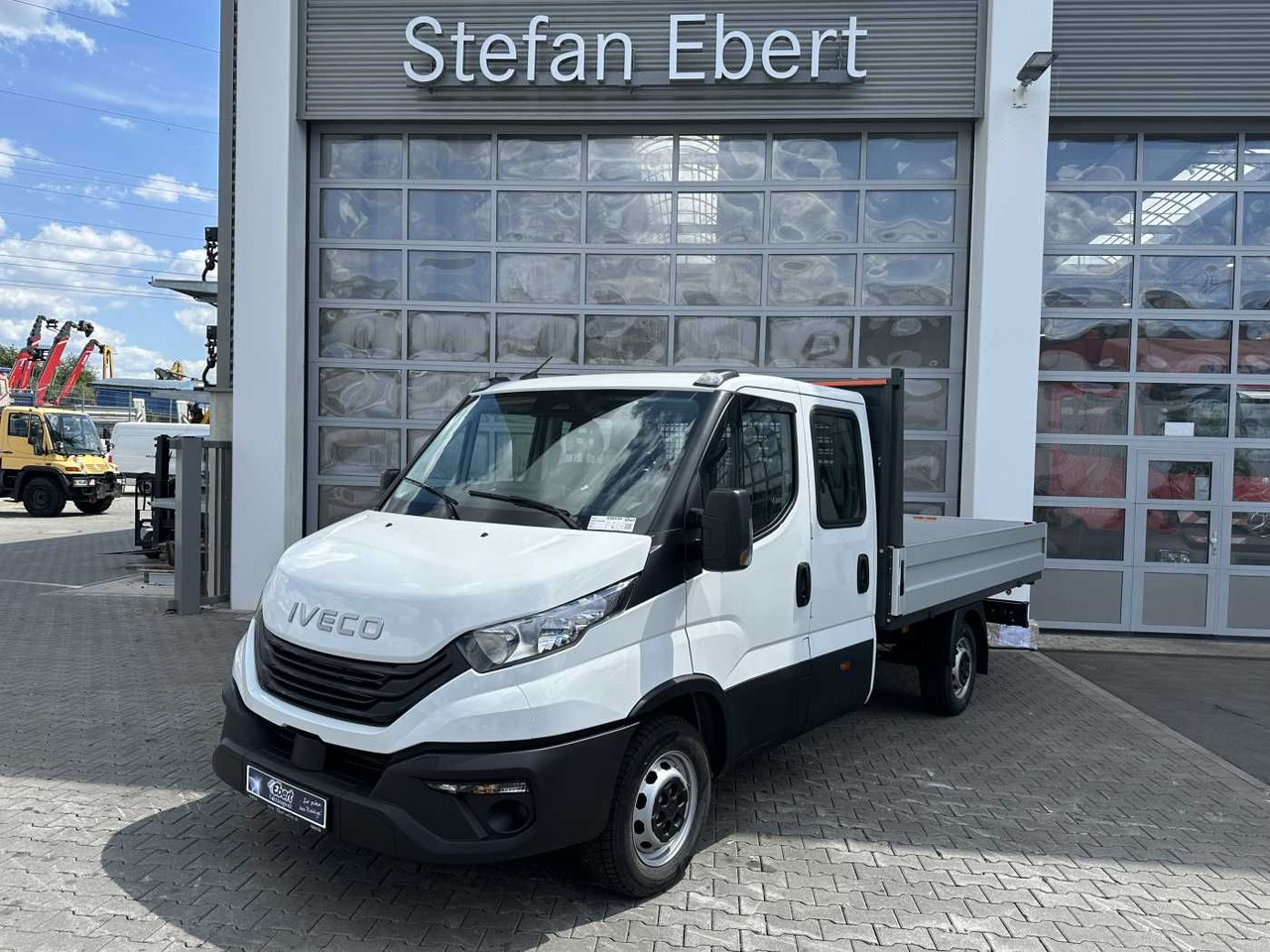 Iveco Daily 35S16 H 3.0L *R3.750mm*AHK*Automatik* 2x - شاحنة مفتوحة: صورة 1 Iveco Daily 35S16 H 3.0L *R3.750mm*AHK*Automatik* 2x - شاحنة مفتوحة: صورة 1