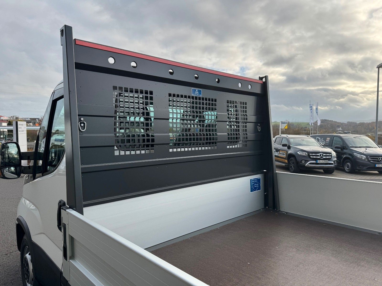 Iveco Daily 35S16 *R.3750mm*Automatik*AHK*Kamera* - شاحنة مفتوحة: صورة 5 Iveco Daily 35S16 *R.3750mm*Automatik*AHK*Kamera* - شاحنة مفتوحة: صورة 5