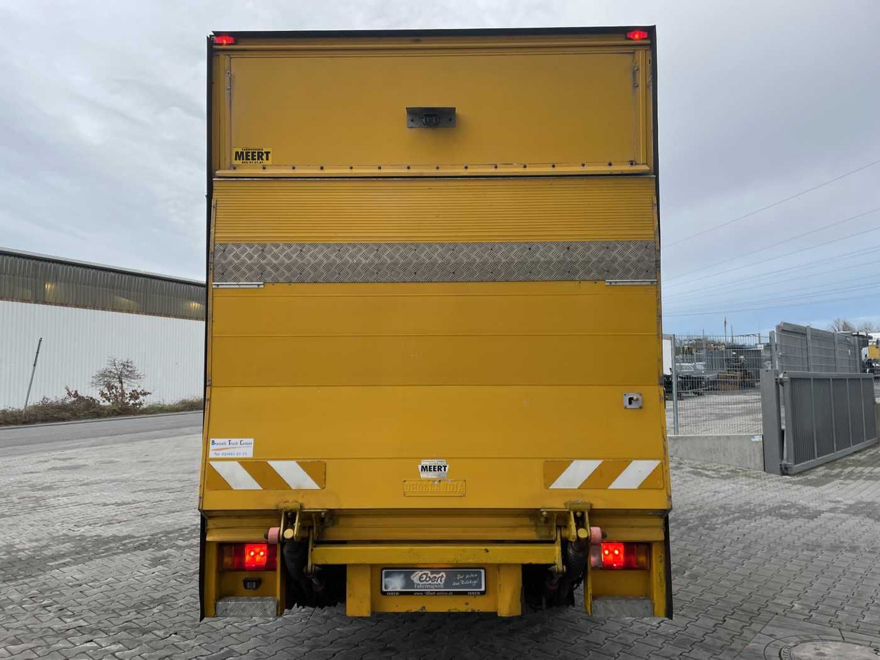 Iveco Daily 50C17 3.0L *Koffer*LBW*Klima* - شاحنة مغلقة الصندوق: صورة 4 Iveco Daily 50C17 3.0L *Koffer*LBW*Klima* - شاحنة مغلقة الصندوق: صورة 4