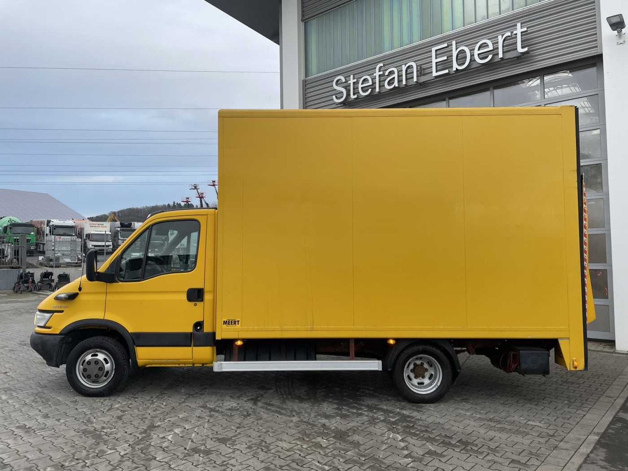Iveco Daily 50C17 3.0L *Koffer*LBW*Klima* - شاحنة مغلقة الصندوق: صورة 2 Iveco Daily 50C17 3.0L *Koffer*LBW*Klima* - شاحنة مغلقة الصندوق: صورة 2
