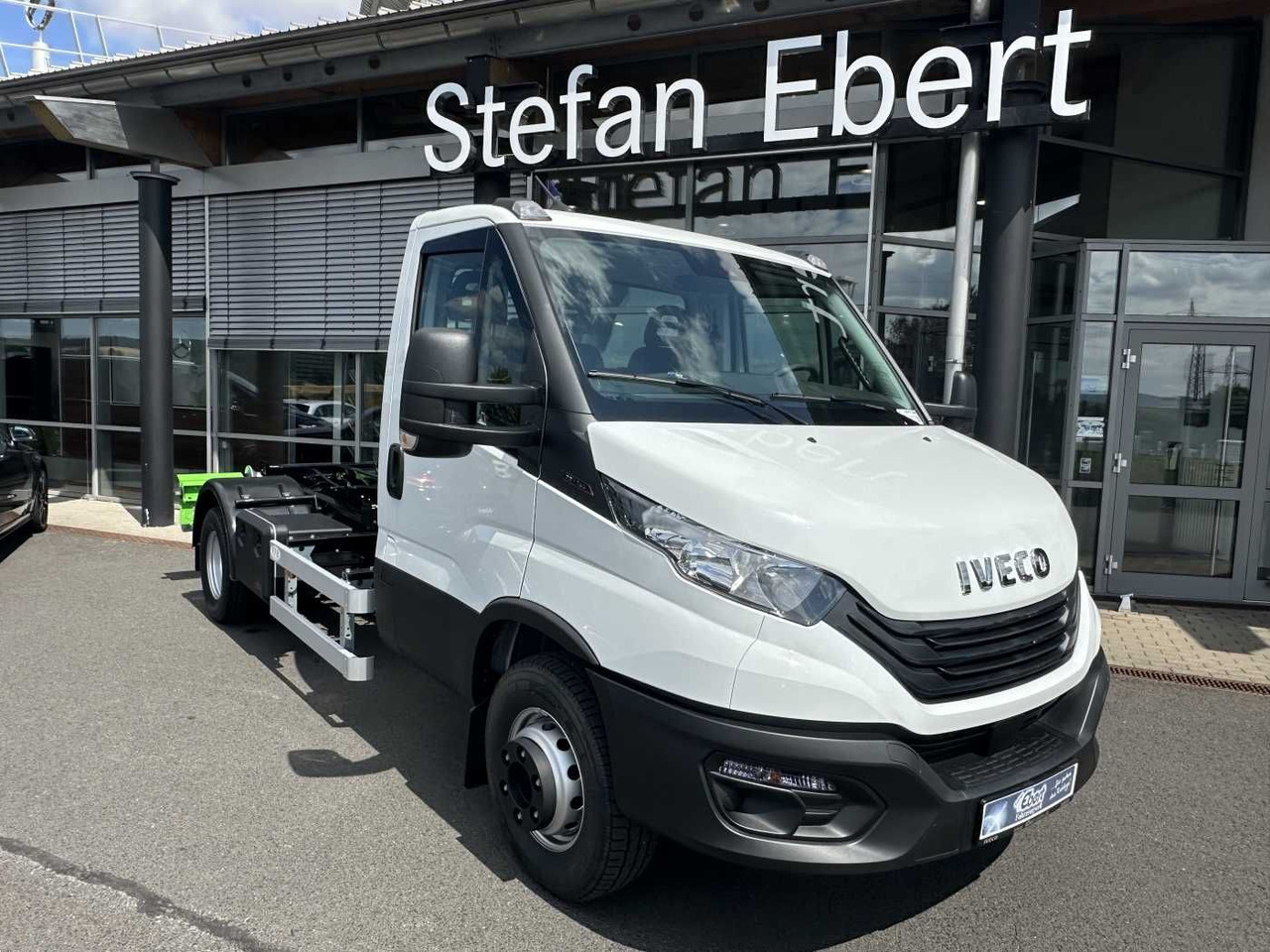 Iveco Daily 70C18 H 3.0L *R3.750mm*AHK*Luft*Sperre* - شاحنة ذات خطاف: صورة 1 Iveco Daily 70C18 H 3.0L *R3.750mm*AHK*Luft*Sperre* - شاحنة ذات خطاف: صورة 1