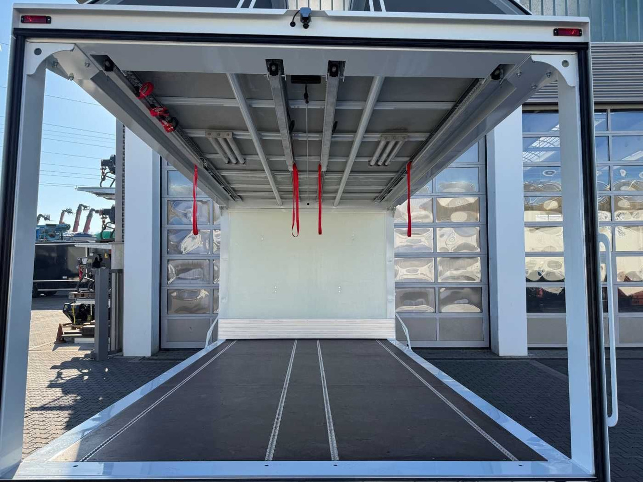 جديدة شاحنة مغلقة الصندوق Iveco Daily 70C18 HA8 *LBW*Schwenkwandkoffer*: صورة 8