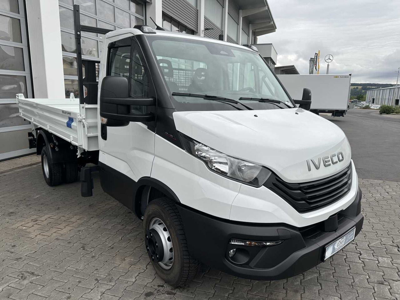 Iveco Daily 70C18H 3-S.-Kipper *R3.750mm*2xAHK* 5x - قلاب صغير: صورة 3 Iveco Daily 70C18H 3-S.-Kipper *R3.750mm*2xAHK* 5x - قلاب صغير: صورة 3