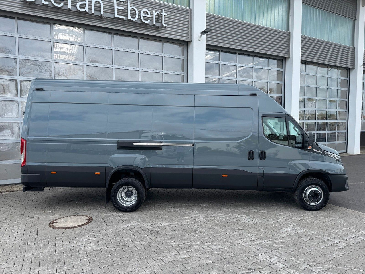 Iveco Daily 70C21 3.0L *L4*H3*Automatik*LED*Luft* 2x - فان: صورة 2 Iveco Daily 70C21 3.0L *L4*H3*Automatik*LED*Luft* 2x - فان: صورة 2
