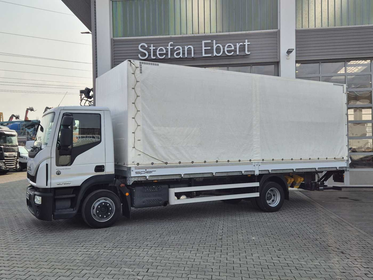 Iveco Eurocargo ML120E25 LBW 1.500kg Klima 3 Sitze - شاحنة ستارة: صورة 4 Iveco Eurocargo ML120E25 LBW 1.500kg Klima 3 Sitze - شاحنة ستارة: صورة 4