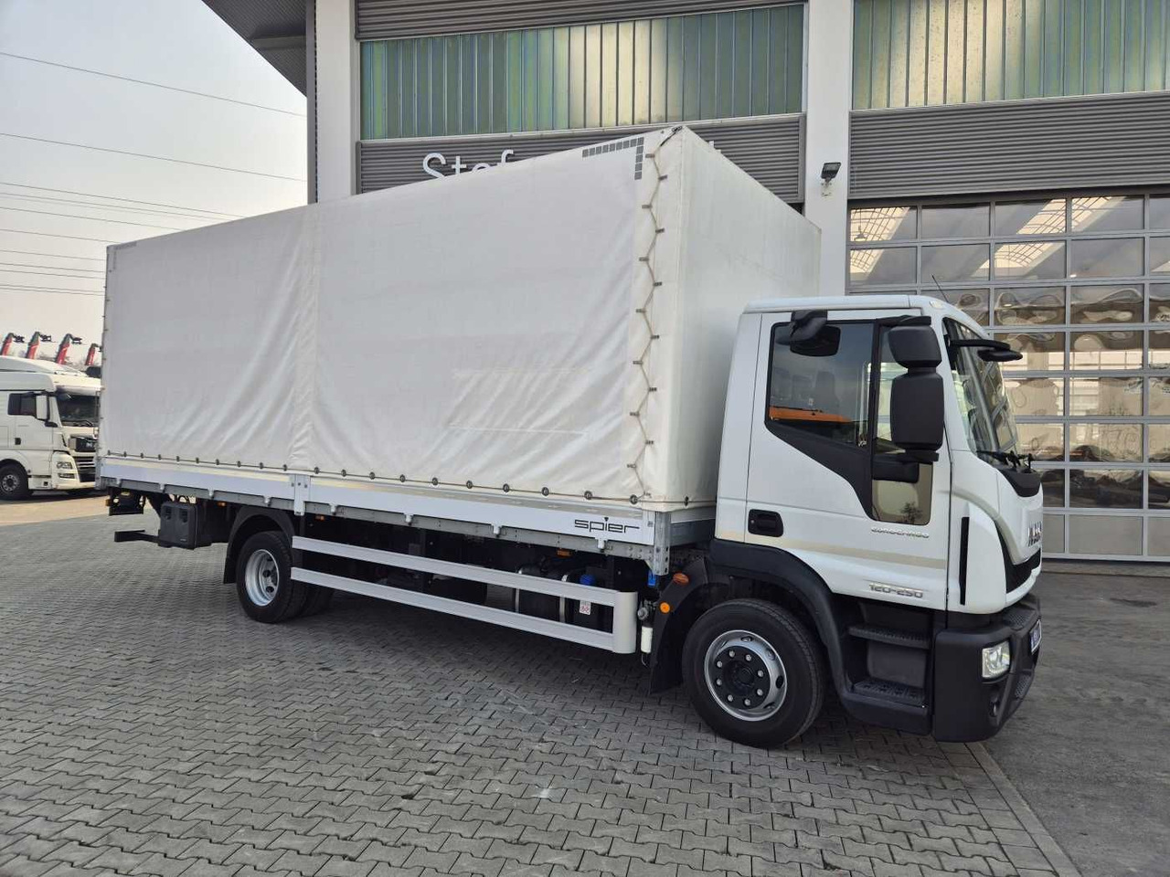 Iveco Eurocargo ML120E25 LBW 1.500kg Klima 3 Sitze - شاحنة ستارة: صورة 3 Iveco Eurocargo ML120E25 LBW 1.500kg Klima 3 Sitze - شاحنة ستارة: صورة 3
