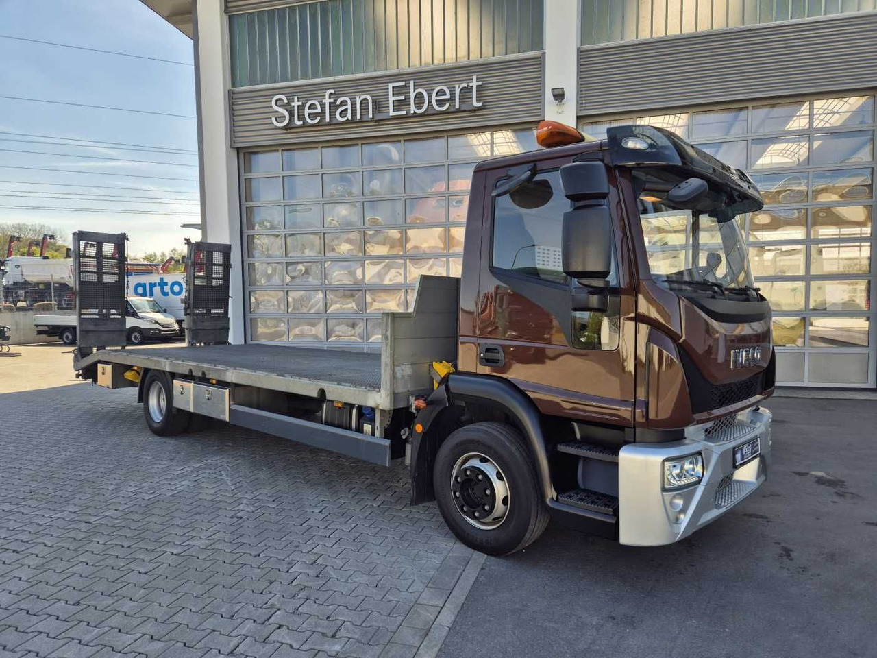 Iveco Eurocargo ML140E25/P Maschinentransporter Winde - شاحنة: صورة 3 Iveco Eurocargo ML140E25/P Maschinentransporter Winde - شاحنة: صورة 3