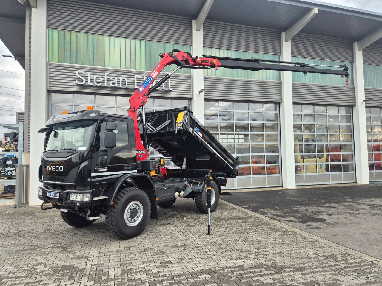 Iveco Eurocargo ML150E32WS 4x4 Kran HMF 1130K Funk AHK - شاحنة قلاب, شاحنة كرين: صورة 1 Iveco Eurocargo ML150E32WS 4x4 Kran HMF 1130K Funk AHK - شاحنة قلاب, شاحنة كرين: صورة 1