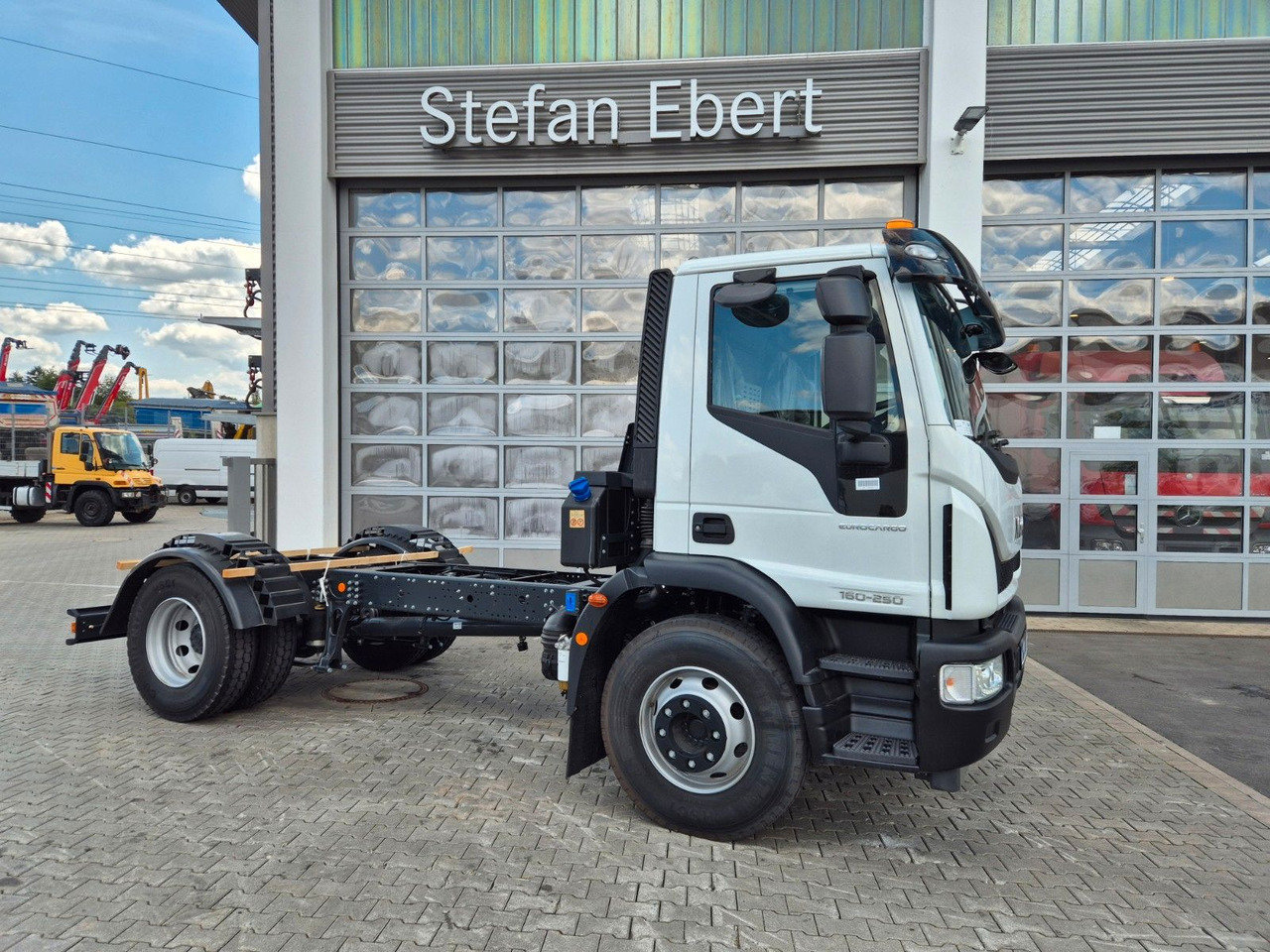 Iveco Eurocargo ML160E25/P EVI_E 4x2 RHD Rechtslenker - سياره كنس شوارع: صورة 2 Iveco Eurocargo ML160E25/P EVI_E 4x2 RHD Rechtslenker - سياره كنس شوارع: صورة 2