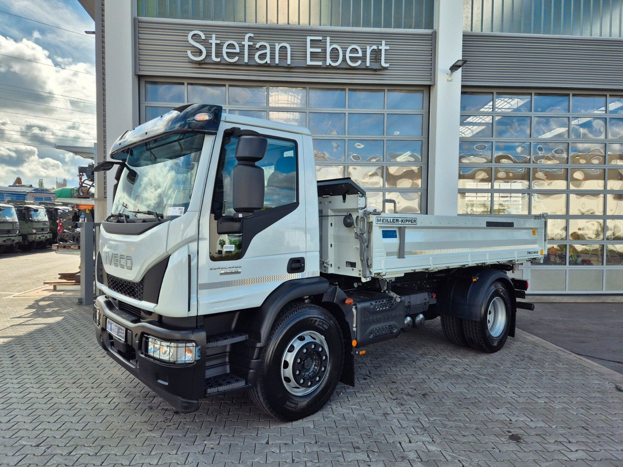 Iveco Eurocargo ML180E32K 4x2 Meiller AHK - شاحنة قلاب: صورة 2 Iveco Eurocargo ML180E32K 4x2 Meiller AHK - شاحنة قلاب: صورة 2