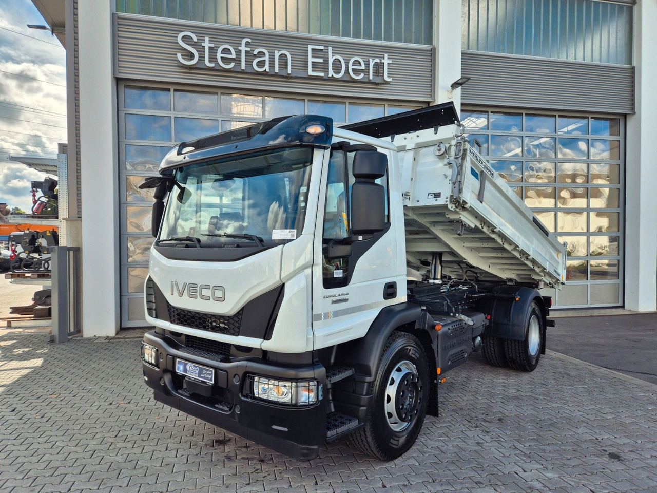 Iveco Eurocargo ML180E32K 4x2 Meiller AHK - شاحنة قلاب: صورة 1 Iveco Eurocargo ML180E32K 4x2 Meiller AHK - شاحنة قلاب: صورة 1