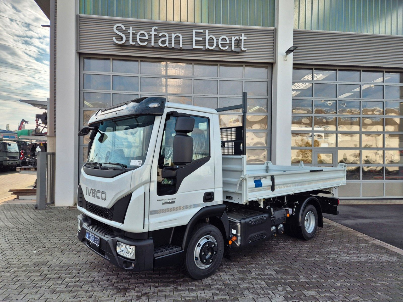 Iveco Eurocargo ML80E21 Meiller 2x AHK 3 Sitze Klima - شاحنة قلاب: صورة 4 Iveco Eurocargo ML80E21 Meiller 2x AHK 3 Sitze Klima - شاحنة قلاب: صورة 4