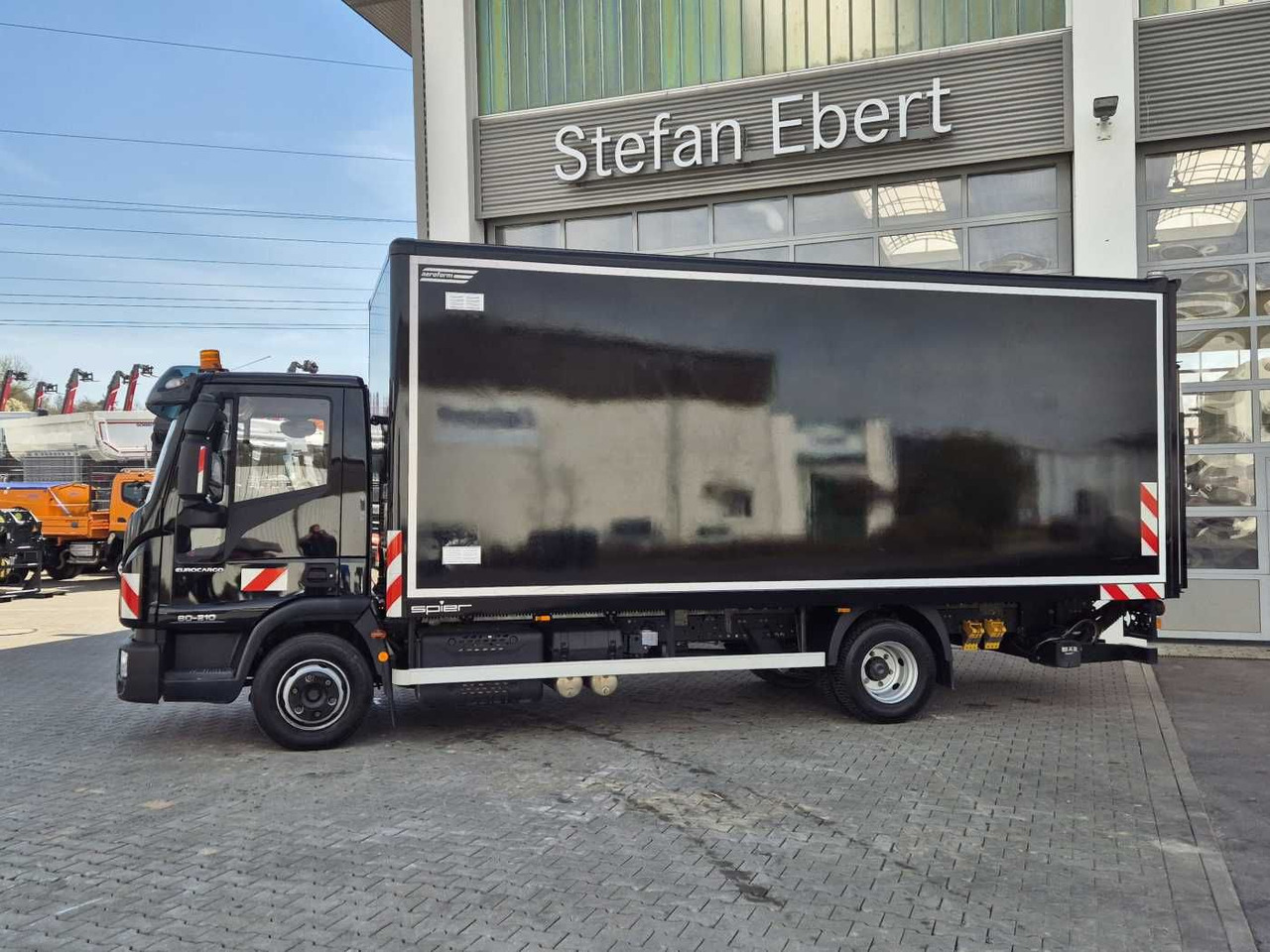 Iveco Eurocargo ML80E21/P LBW Bär 1.500kg 2x AHK - شاحنة مغلقة الصندوق: صورة 4 Iveco Eurocargo ML80E21/P LBW Bär 1.500kg 2x AHK - شاحنة مغلقة الصندوق: صورة 4