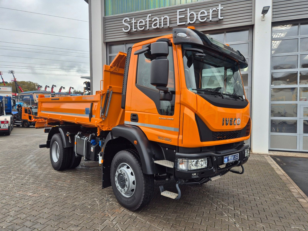 Iveco ML150E28W 4x4 Meiller Dreiseitenkipper 2xAHK - شاحنة قلاب: صورة 3 Iveco ML150E28W 4x4 Meiller Dreiseitenkipper 2xAHK - شاحنة قلاب: صورة 3