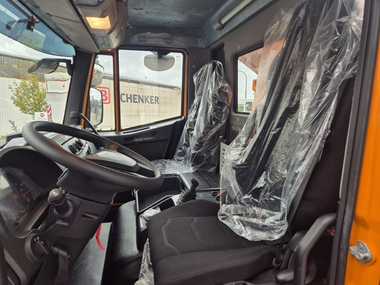 Iveco ML150E28W 4x4 Meiller Dreiseitenkipper 2xAHK Iveco ML150E28W 4x4 Meiller Dreiseitenkipper 2xAHK: صورة 9 Iveco ML150E28W 4x4 Meiller Dreiseitenkipper 2xAHK Iveco ML150E28W 4x4 Meiller Dreiseitenkipper 2xAHK: صورة 9