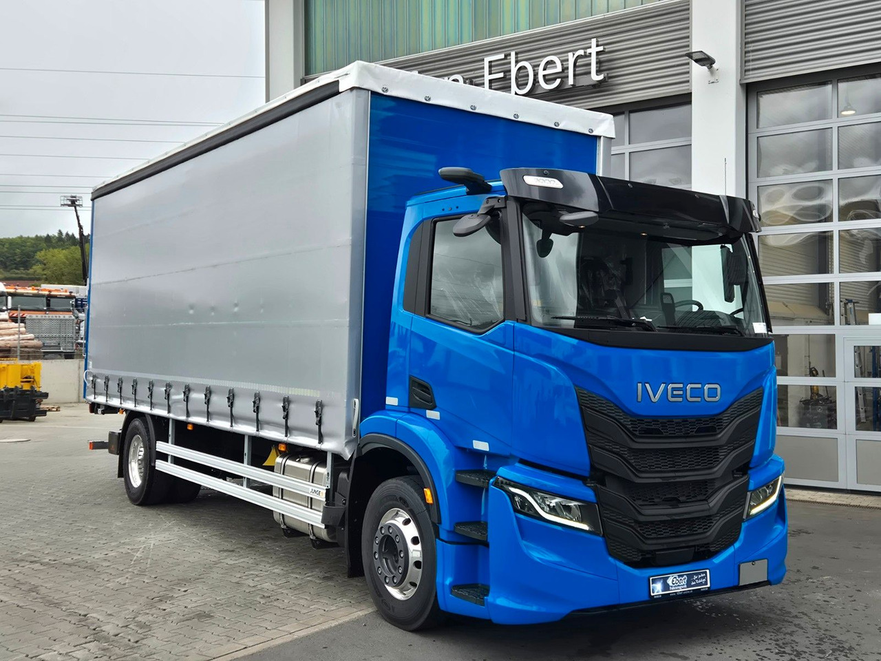 Iveco S-Way AD190S40/P Curtainsider *MirrorCam*LBW* - شاحنة ستارة: صورة 3 Iveco S-Way AD190S40/P Curtainsider *MirrorCam*LBW* - شاحنة ستارة: صورة 3