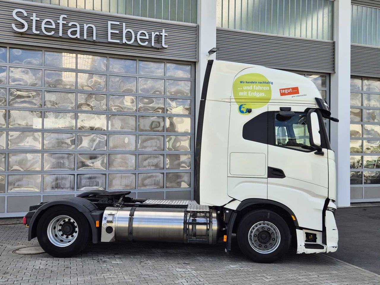 Iveco S-Way AS440S46 NG Intarder Abbiegeassistent - وحدة جر: صورة 5 Iveco S-Way AS440S46 NG Intarder Abbiegeassistent - وحدة جر: صورة 5