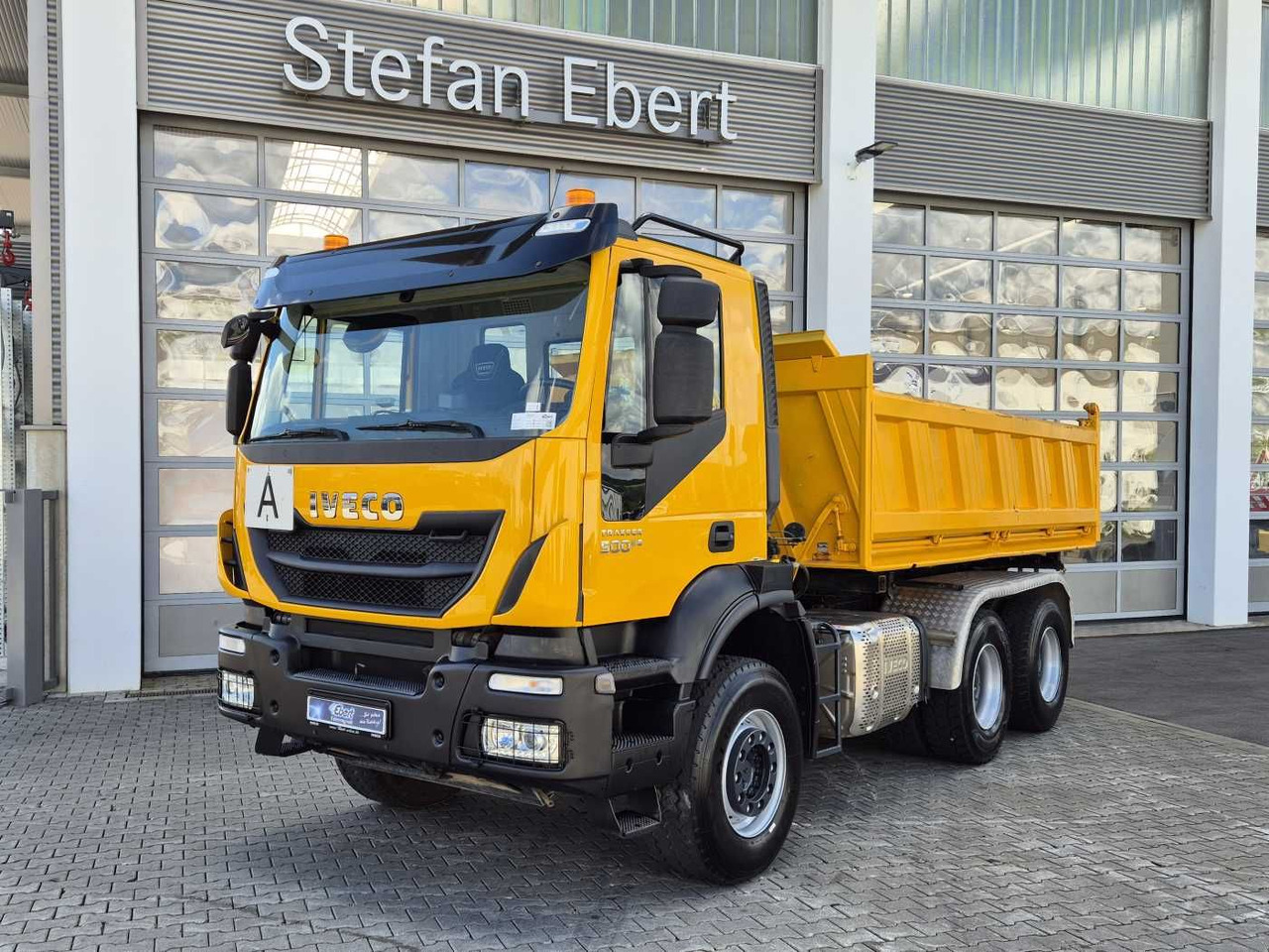Iveco Trakker AD380T50 6x4 Kipper/SZM Wechselsystem - شاحنة قلاب: صورة 2 Iveco Trakker AD380T50 6x4 Kipper/SZM Wechselsystem - شاحنة قلاب: صورة 2