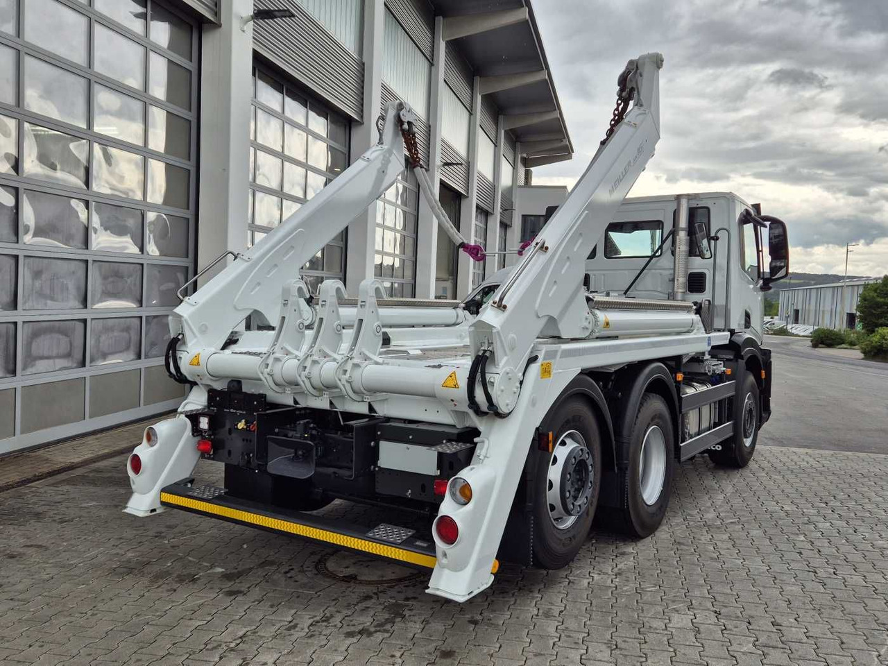 شاحنة قلاب Iveco X-Way AD280X42Y/PS 6x2 Meiller 16. T Funk Lift: صورة 10